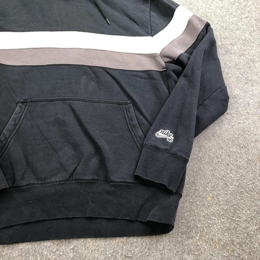 Nike SB Hoodie Mens Medium Black Pullover Fleece Sweatshirt Striped Logo Skate